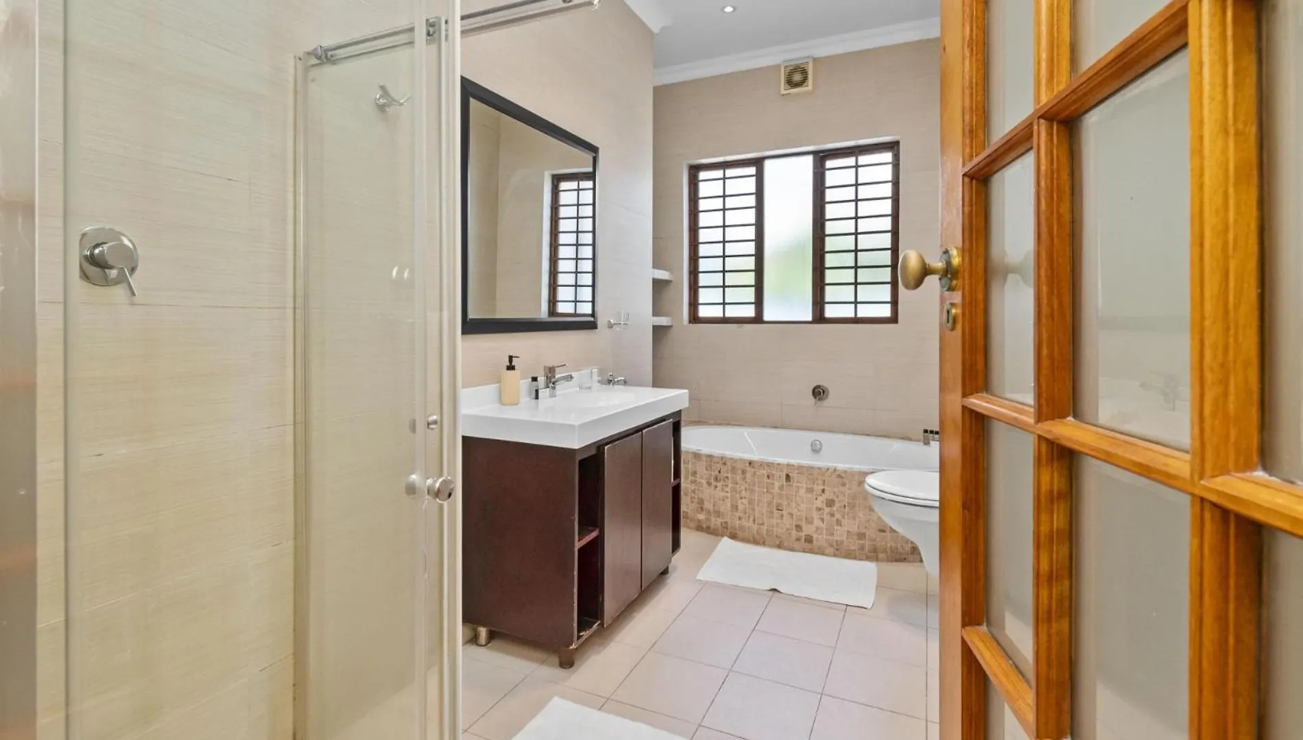 Spacious Claremont Home With Pool Fireplace Cape Town 0*,  South Africa