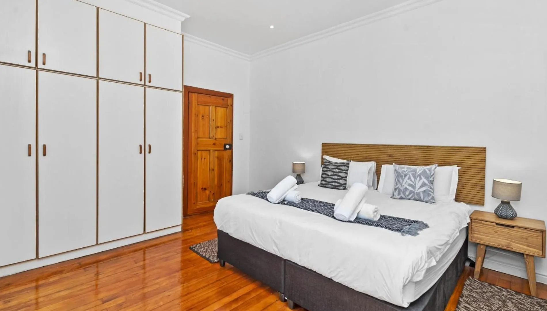 Holiday home Spacious Claremont Home With Pool Fireplace Cape Town